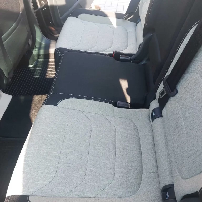 Vyčištění zadní sedačky